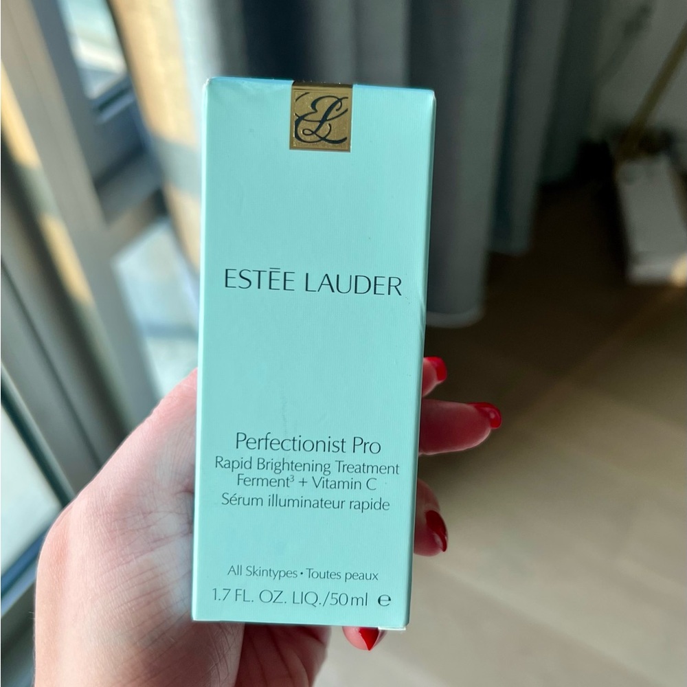 Estée Lauder Perfectionist Pro Brightening Treatment